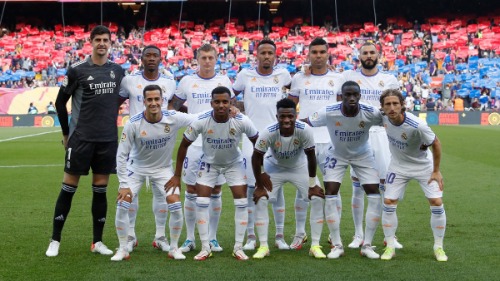 Real Madrid's squad vs Barcelona