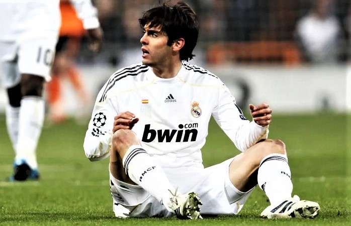 Kaka Real Madrid on the pitch